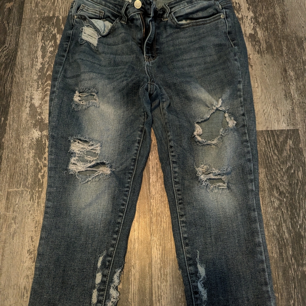 Judy Blue Boyfriend Jeans Distressed Blue